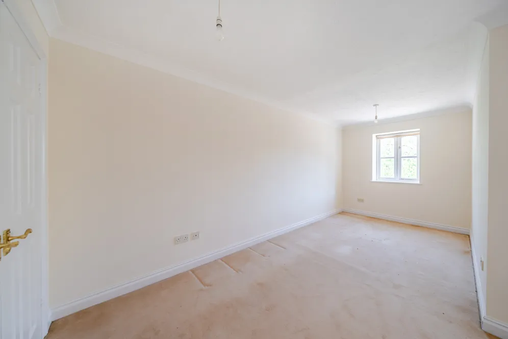 Sir Josephs Walk, Harpenden, AL5 photo 5