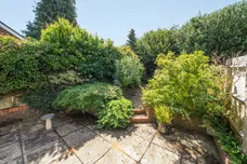Sir Josephs Walk, Harpenden, AL5 photo 8