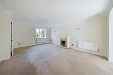 Sir Josephs Walk, Harpenden, AL5 photo 11