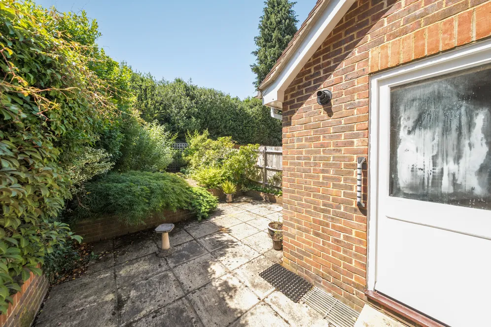 Sir Josephs Walk, Harpenden, AL5 photo 13