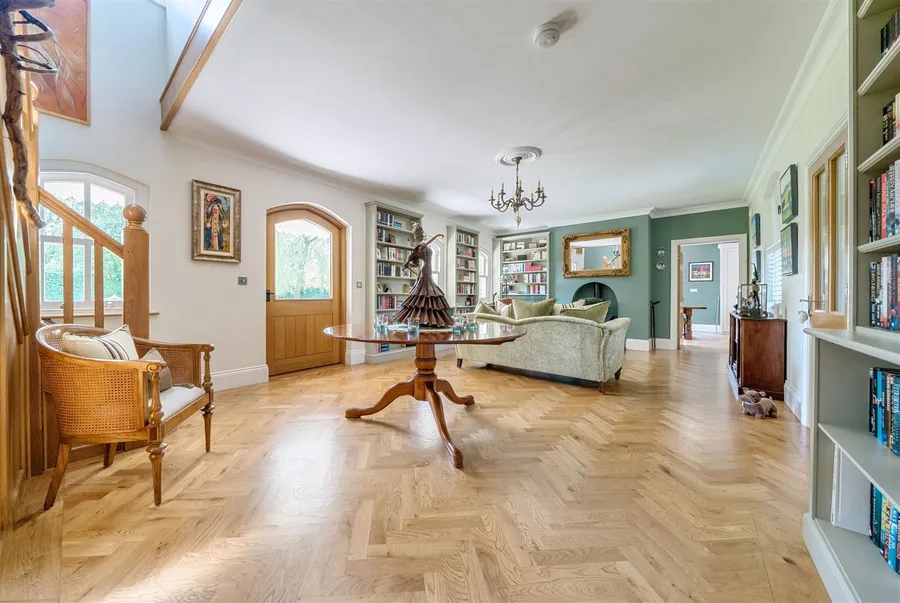 Property Image 4
