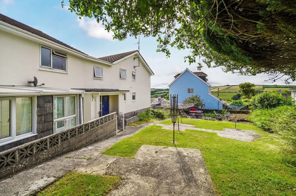 Arundell Place, Loddiswell