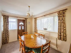 Greenfield Close, Armthorpe, Doncaster thumb 3