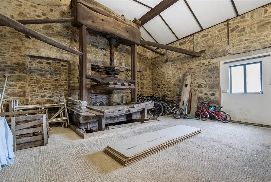 Property Image 5
