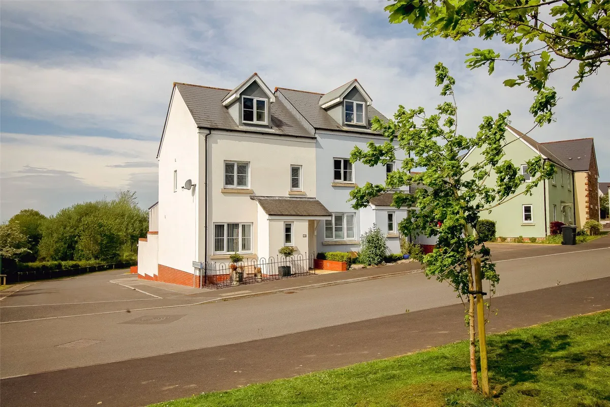 Oaktree Road, South Molton, EX36
