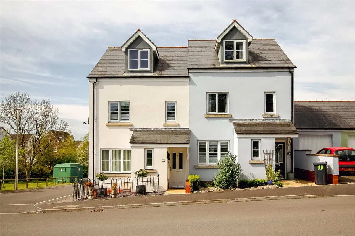 Oaktree Road, South Molton, EX36