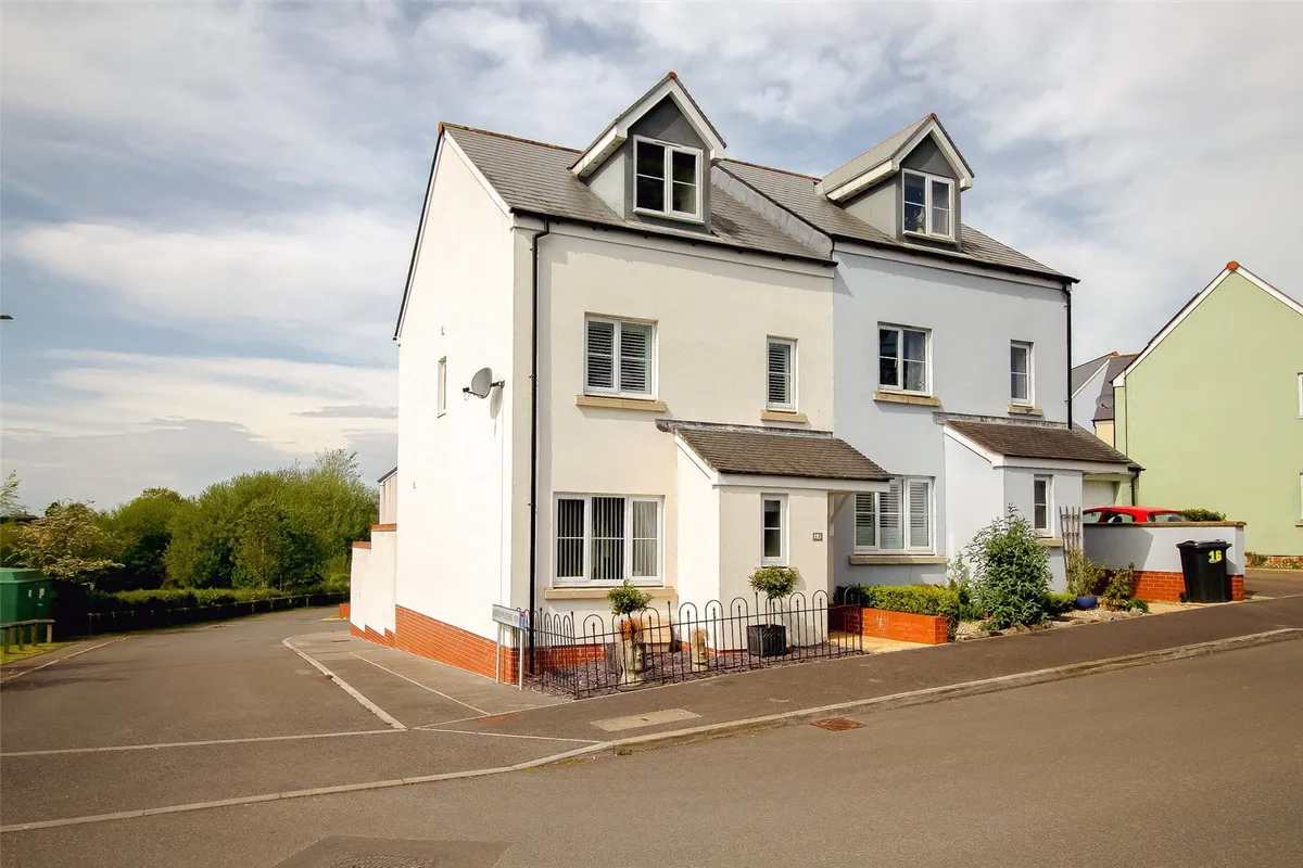 Oaktree Road, South Molton, EX36