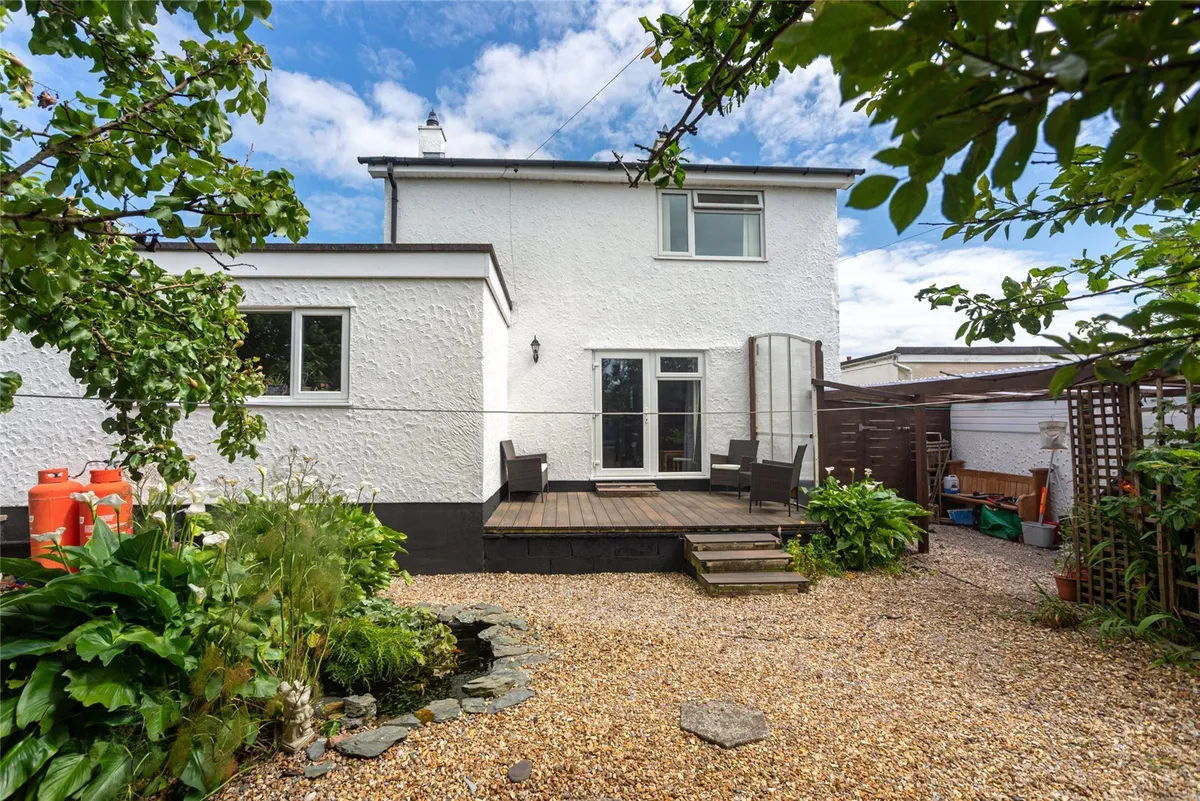 Cemaes Bay, Isle of Anglesey, LL67