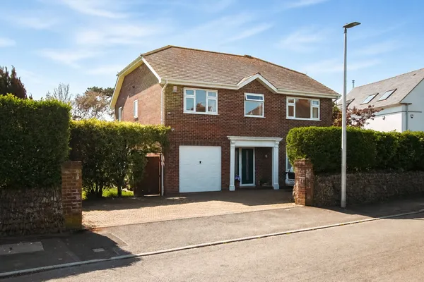 College Close, Westward Ho!, Bideford, EX39