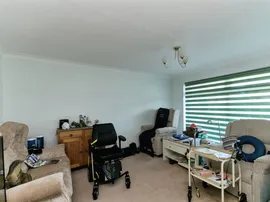 Mountbatten Drive, Eastbourne thumb 3