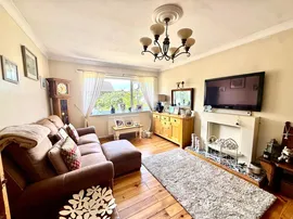 Eastfield Road, Epworth, Doncaster thumb 3
