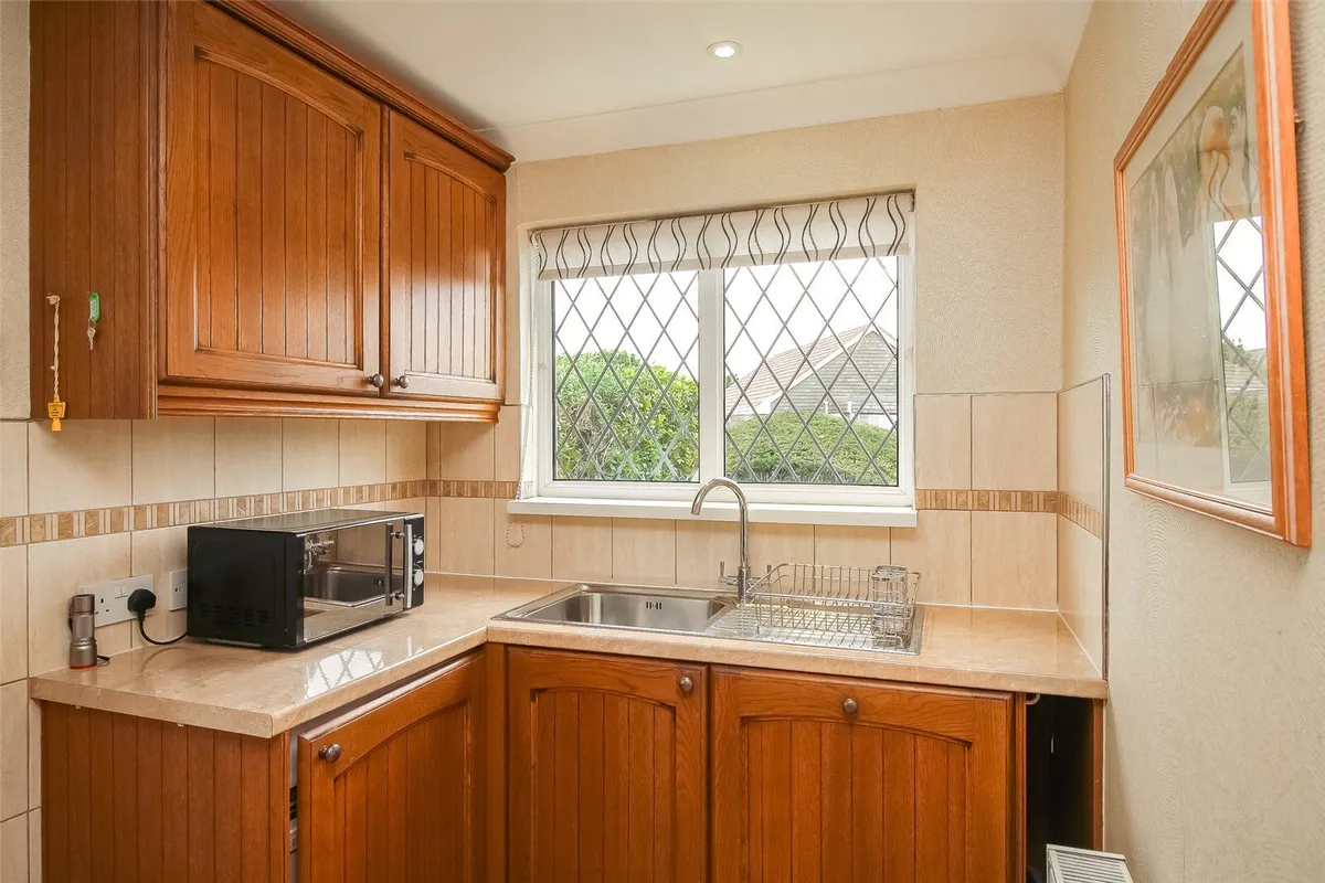 Hopperstyle, Bickington, EX31