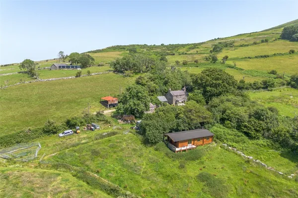 Clynnogfawr, Caernarfon, Gwynedd, LL54