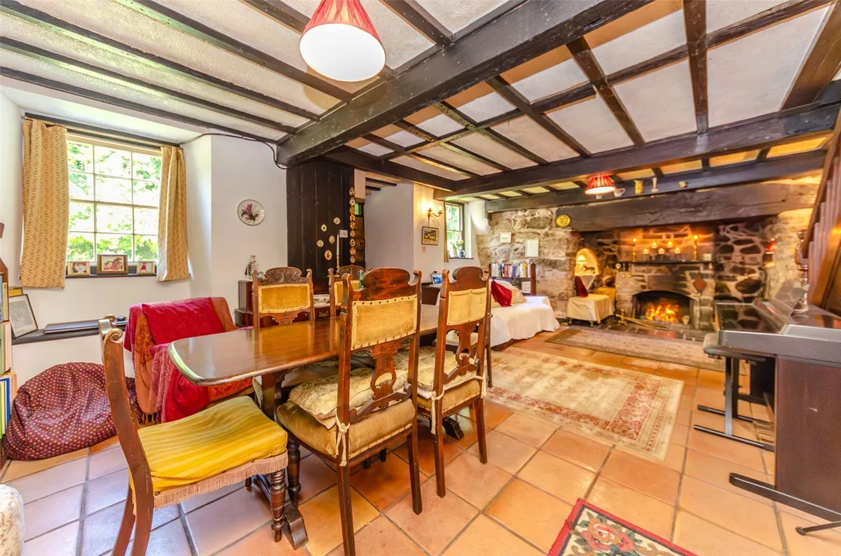 Clynnogfawr, Caernarfon, Gwynedd, LL54