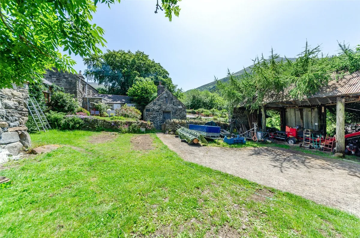 Clynnogfawr, Caernarfon, Gwynedd, LL54