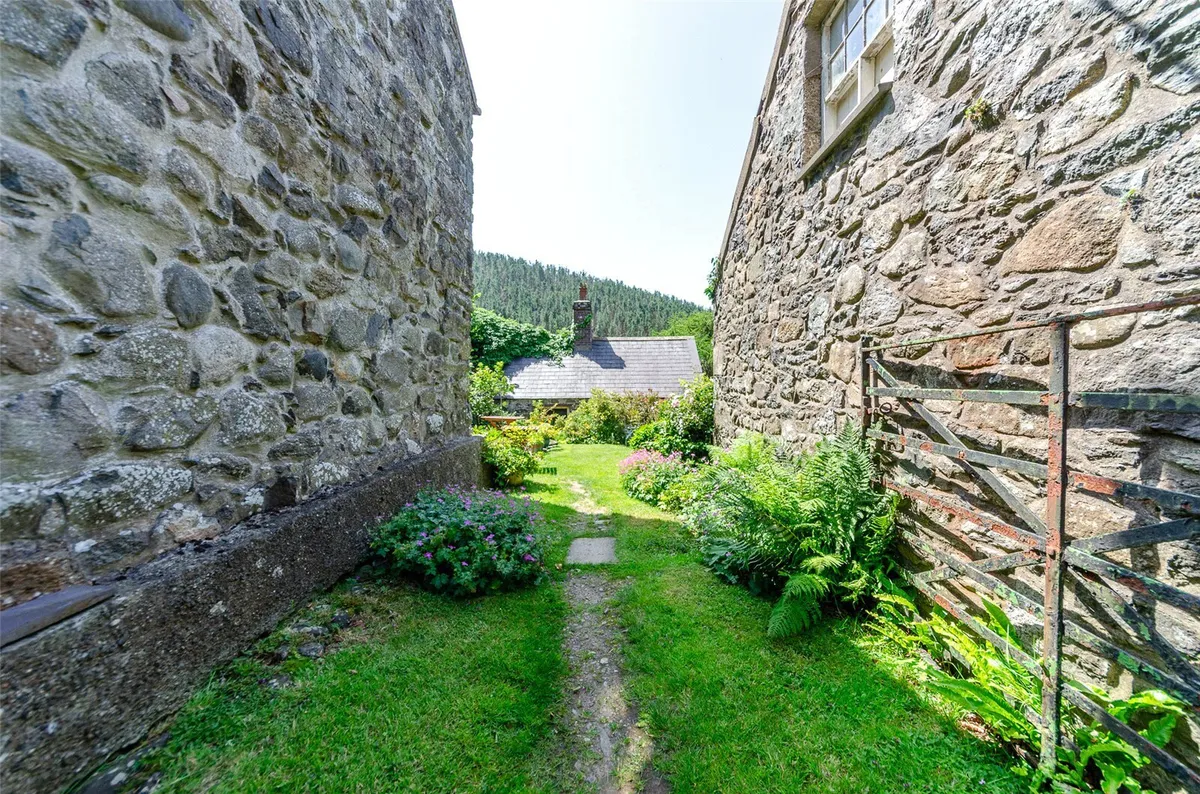 Clynnogfawr, Caernarfon, Gwynedd, LL54