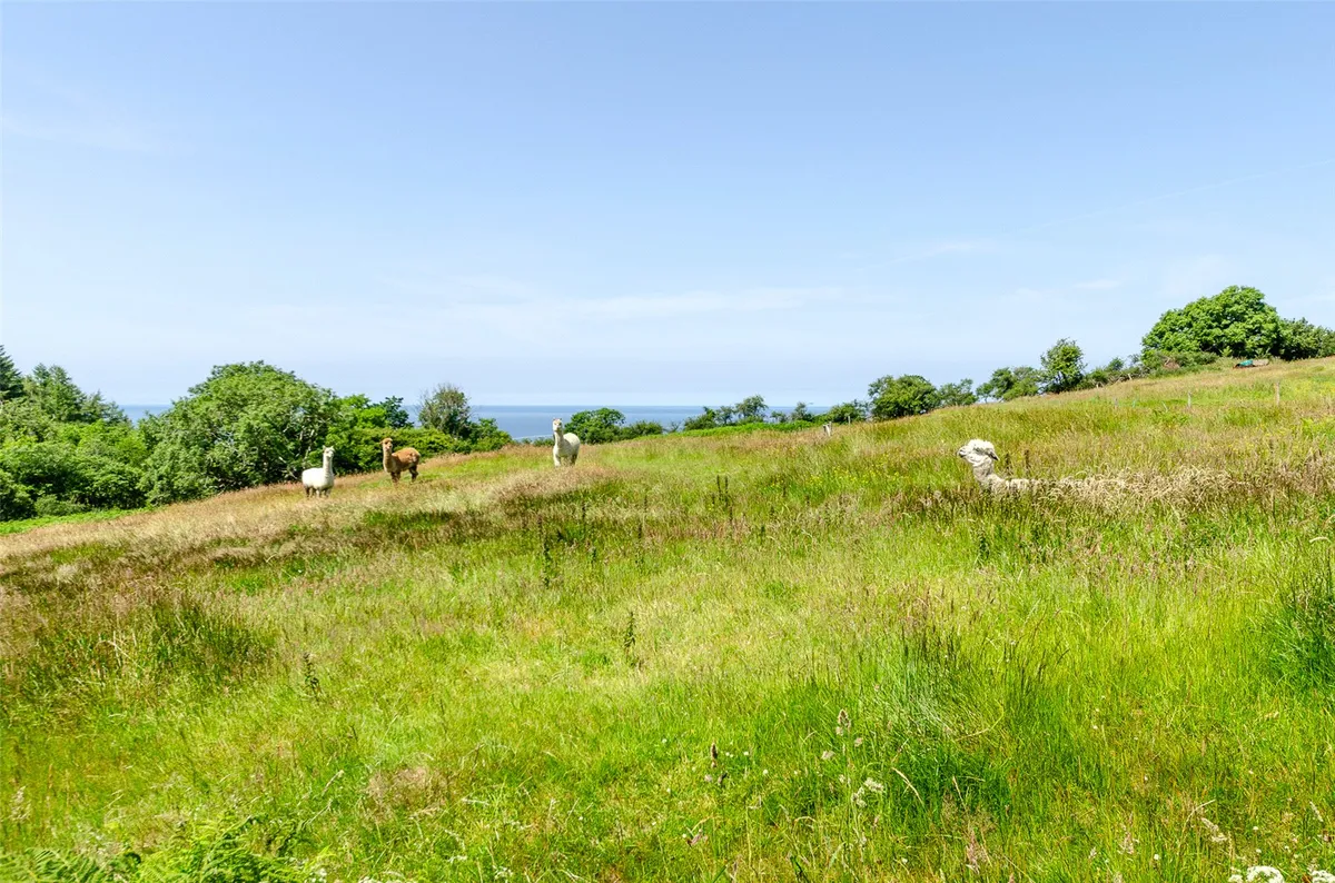 Clynnogfawr, Caernarfon, Gwynedd, LL54