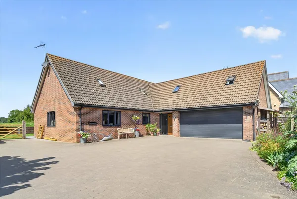 Waldringfield, Woodbridge, IP12 photo 16