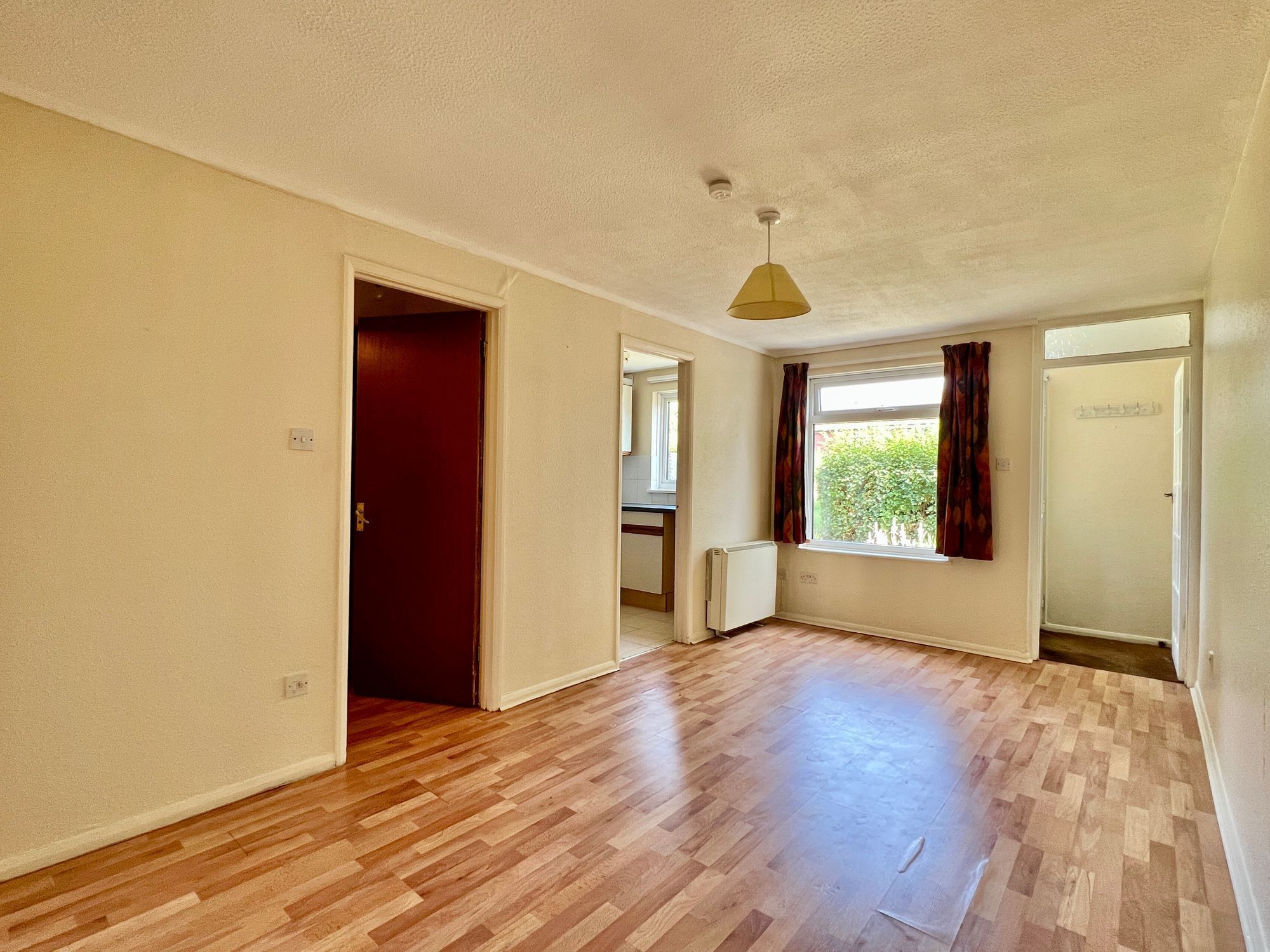 Allington Close, Taunton - NO onward chain! Image 2