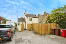 Lake Lock Road, Stanley, WAKEFIELD
