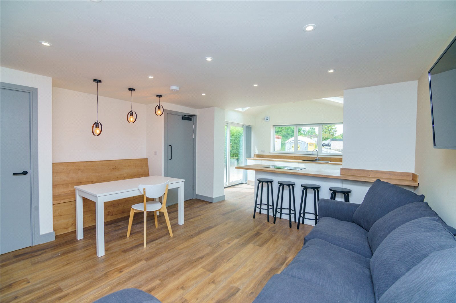 24 Malvern Road, Newsome, Huddersfield, HD4 Image 1