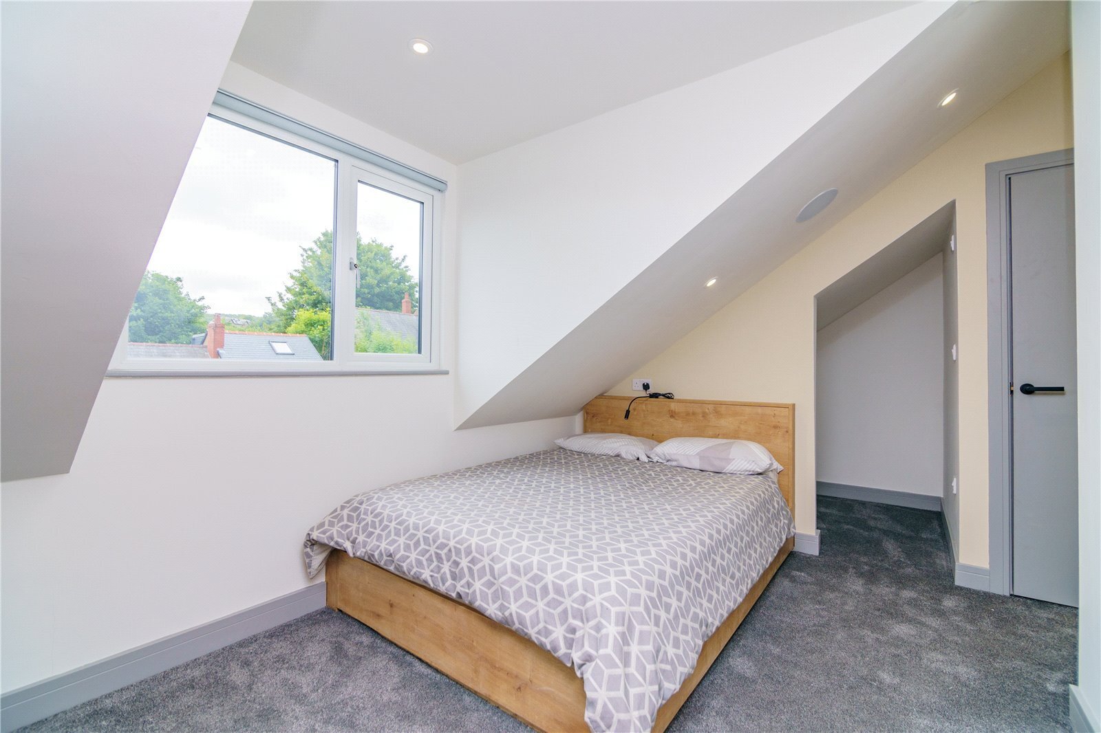 24 Malvern Road, Newsome, Huddersfield, HD4 Image 20