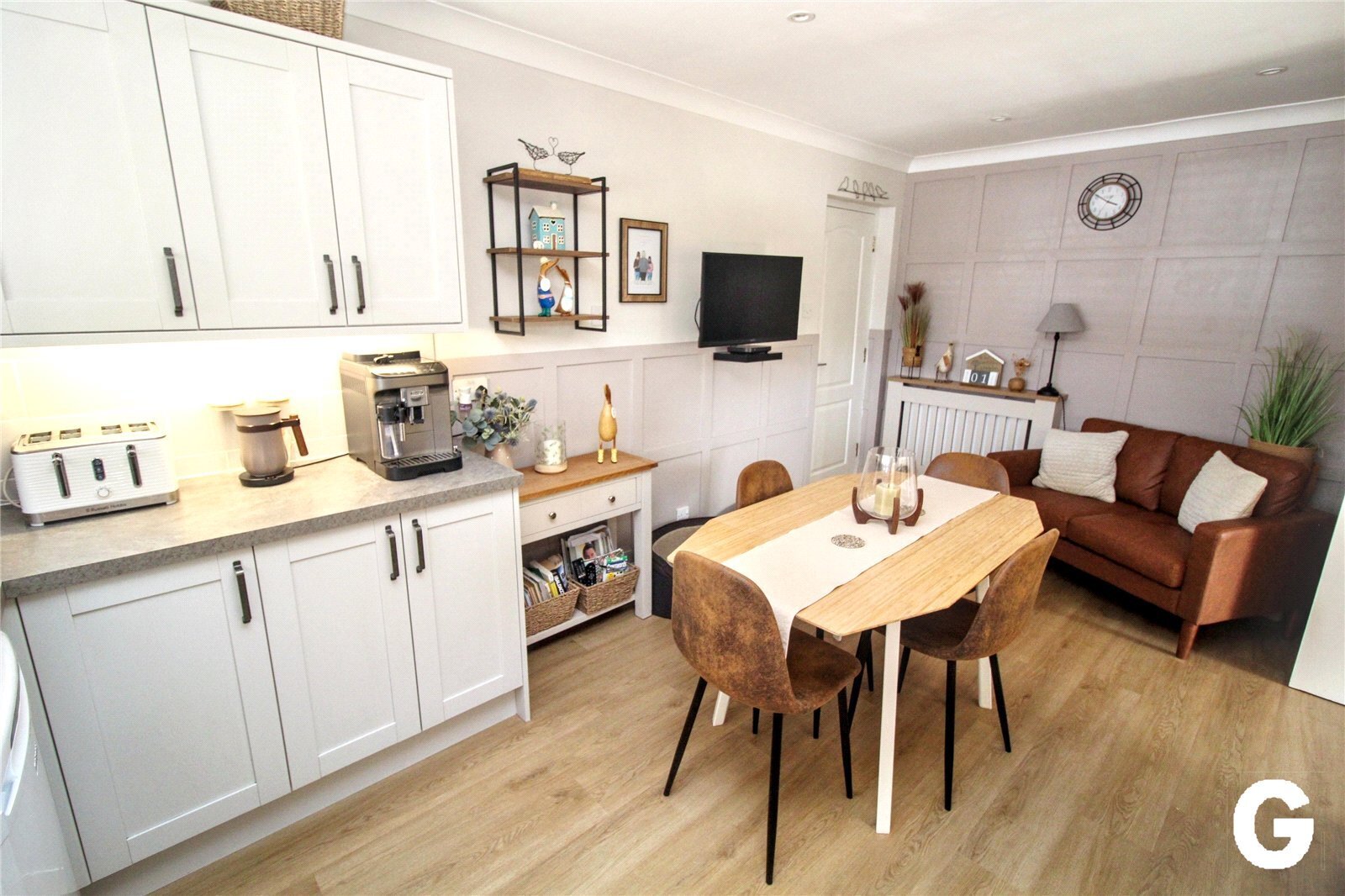 Kestrel Court, Ringwood, Hampshire, BH24 Image 5