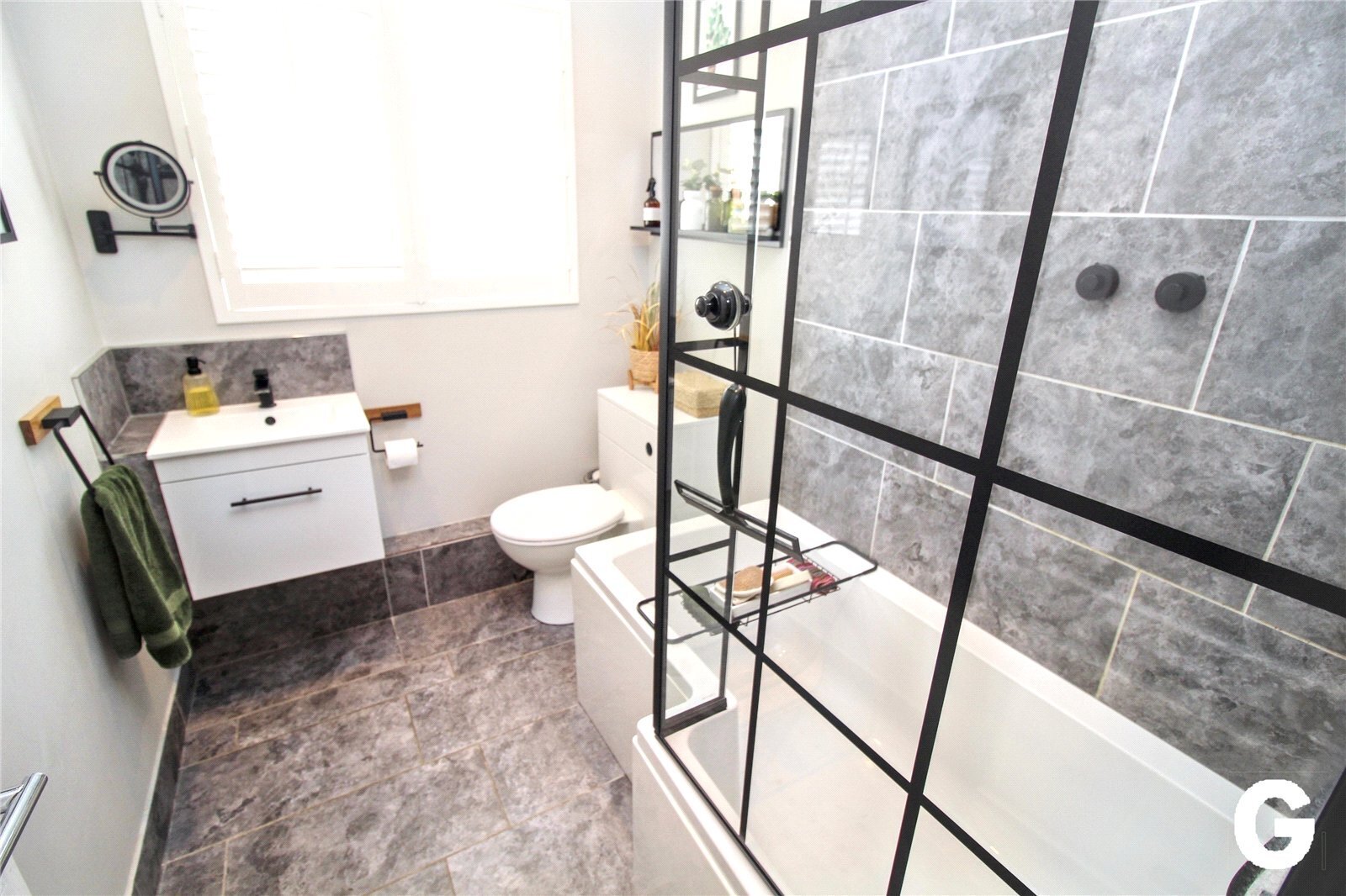Kestrel Court, Ringwood, Hampshire, BH24 Image 12