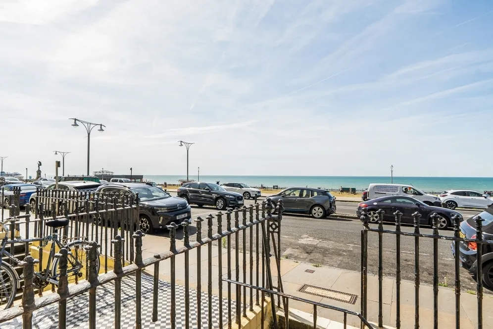 Brunswick Terrace Hove BN3 photo 2