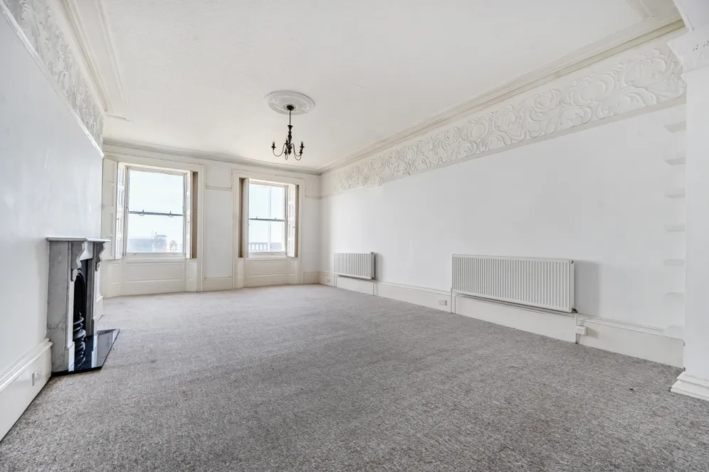 Brunswick Terrace Hove BN3 photo 4