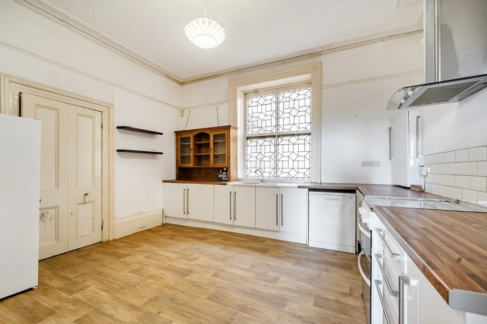 Brunswick Terrace Hove BN3 photo 6