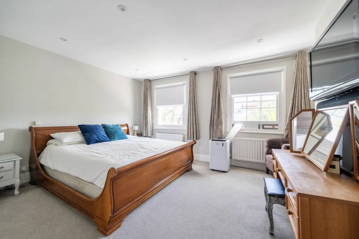 St. Johns Wood Terrace London NW8 photo 4