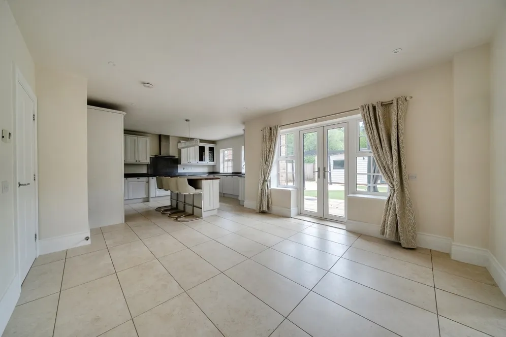 Sandy Lane Pamber Heath RG26 photo 4