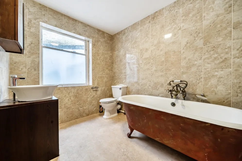 Brunswick Terrace Hove BN3 photo 9
