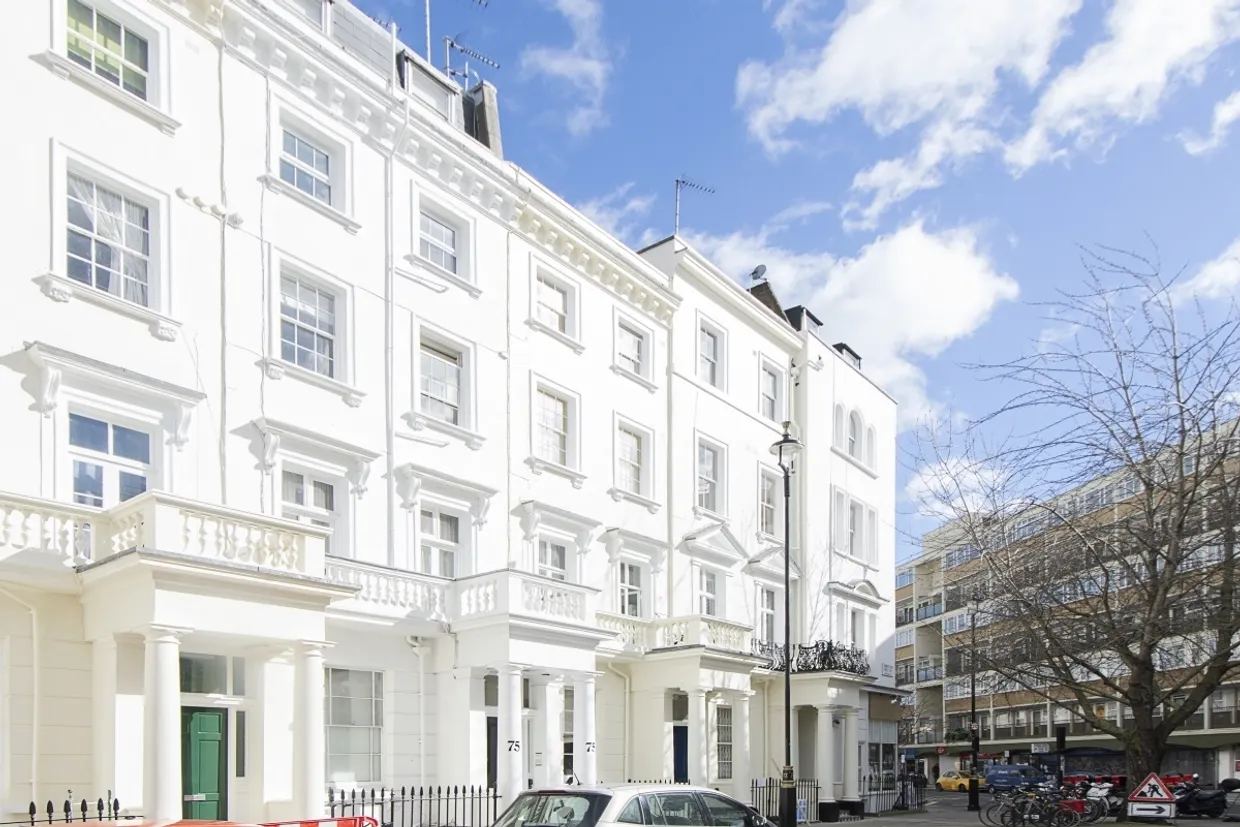 Cumberland Street London SW1V photo 12