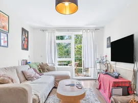 Rose Way, London photo