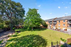 Rose Way, London