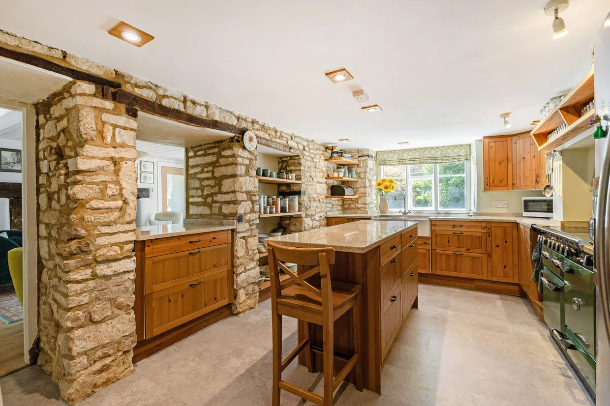 Spring Hill, Nailsworth, GL6 photo 3