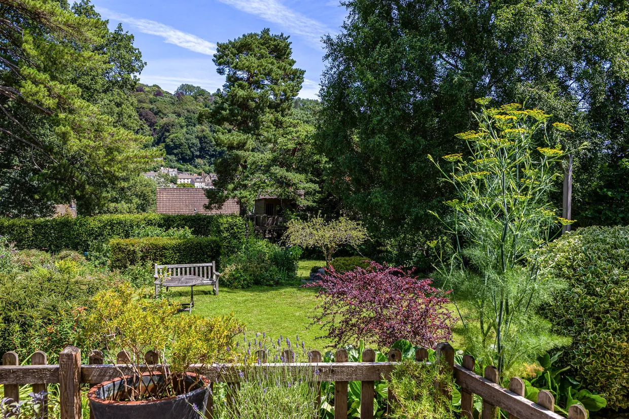 Spring Hill, Nailsworth, GL6 photo 36