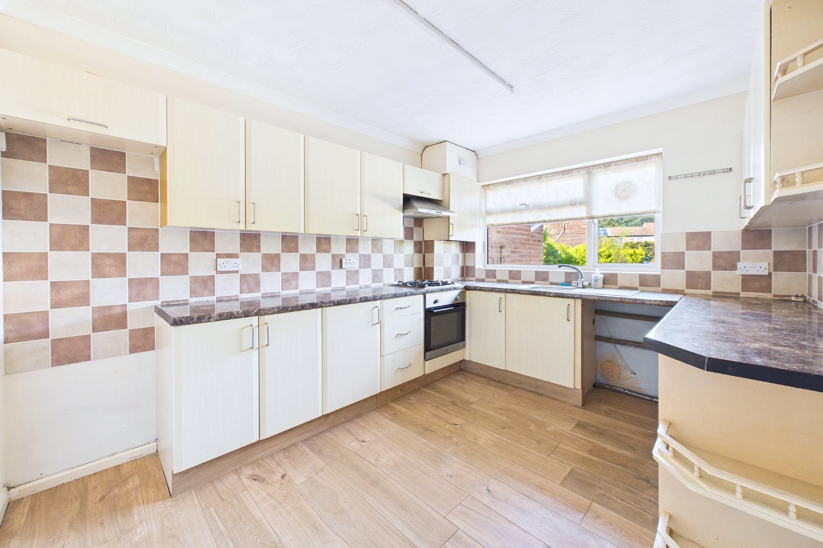 Redhoave Road, Poole, Dorset, BH17 Image 11