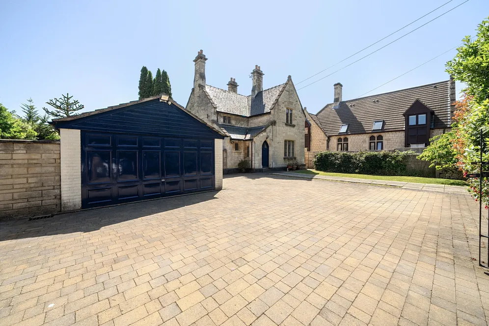 Church Road, Stroud, GL5 photo 16