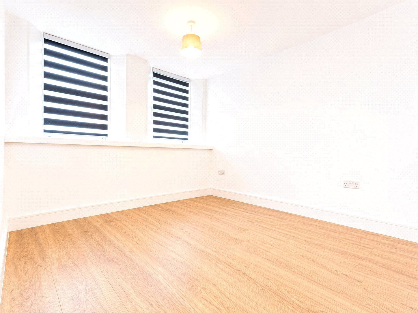 Elizabeth Way, Harlow, Essex, CM19 Image 5