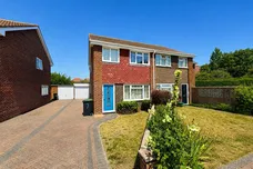 Francis Close, Lee-On-The-Solent
