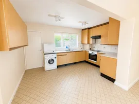 Francis Close, Lee-On-The-Solent thumb 3
