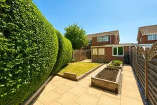 Francis Close, Lee-On-The-Solent
