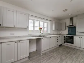 Hawthorn Place, Uffculme, Cullompton thumb 2