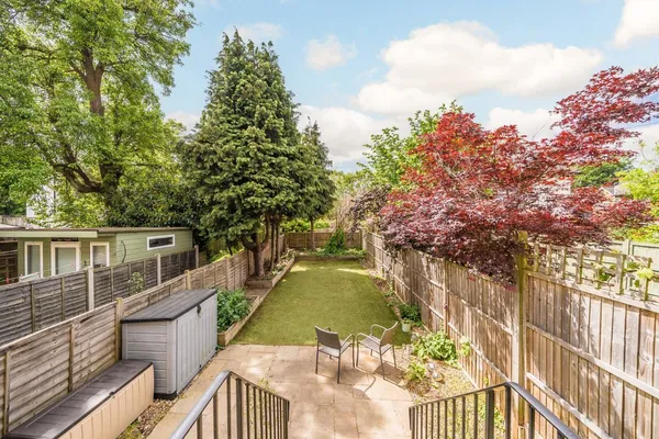 Waldegrave Road, Teddington, TW11 photo 4