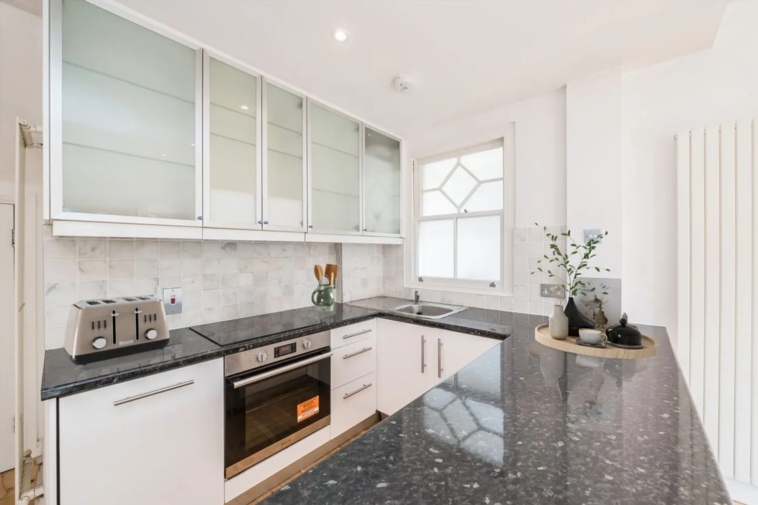 Waldegrave Road, Teddington, TW11 photo 5
