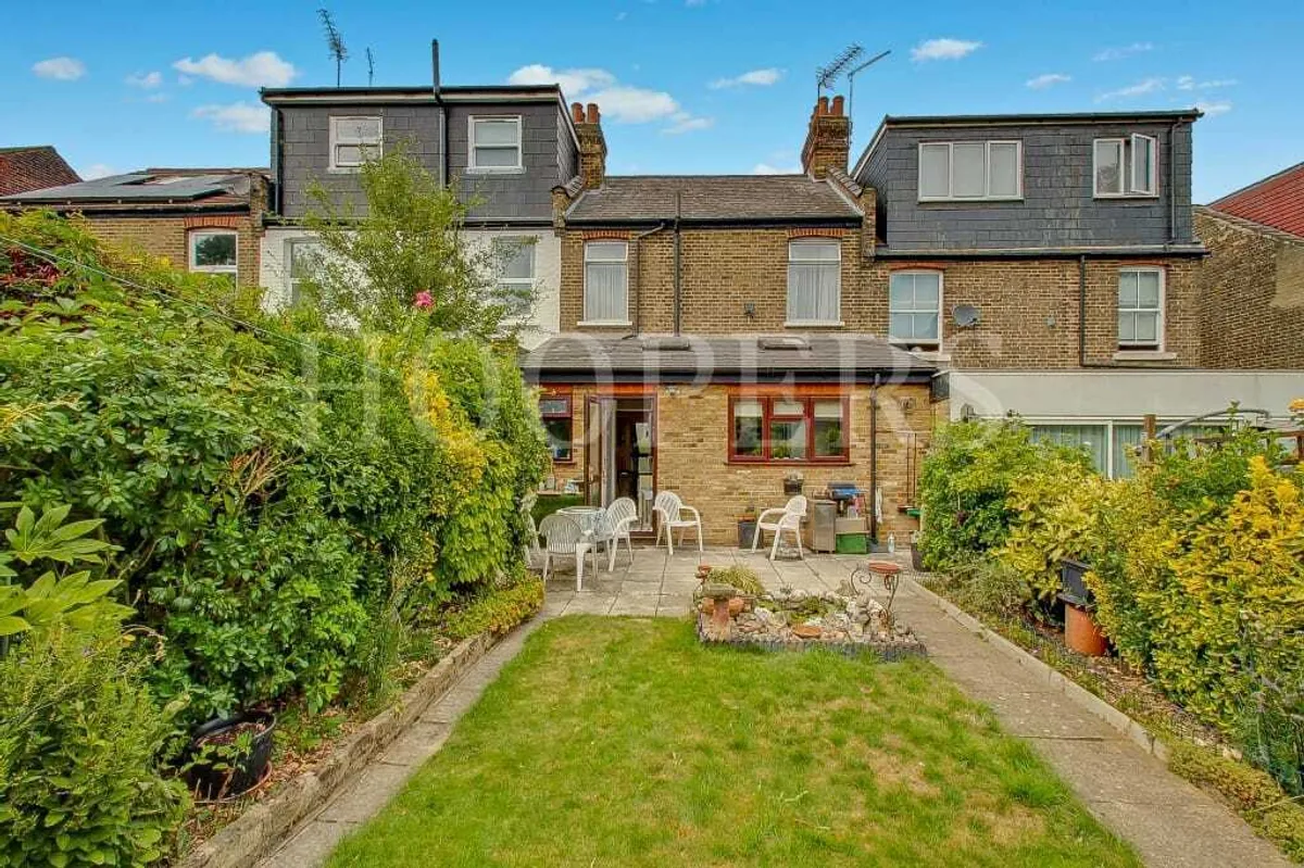 Normanby Road, London, NW10