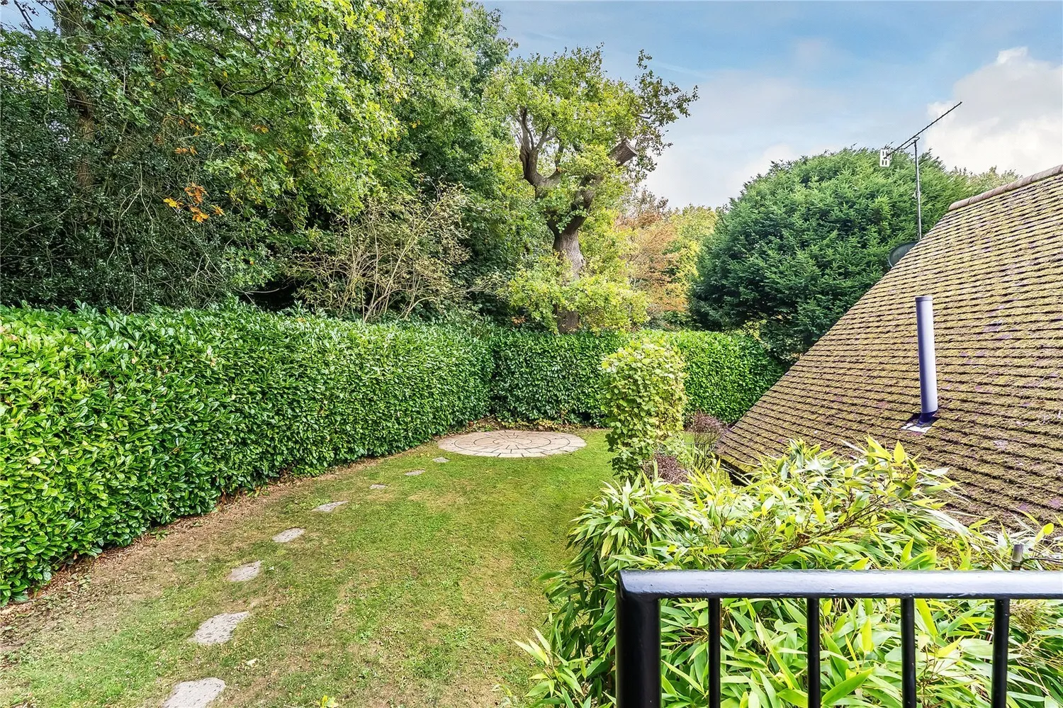 Stoneswood Road, Oxted, RH8 photo 6